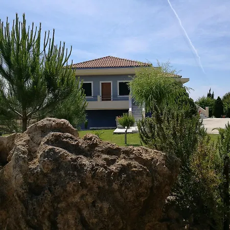 Alekos Houses-angelo דירה ליקסורי